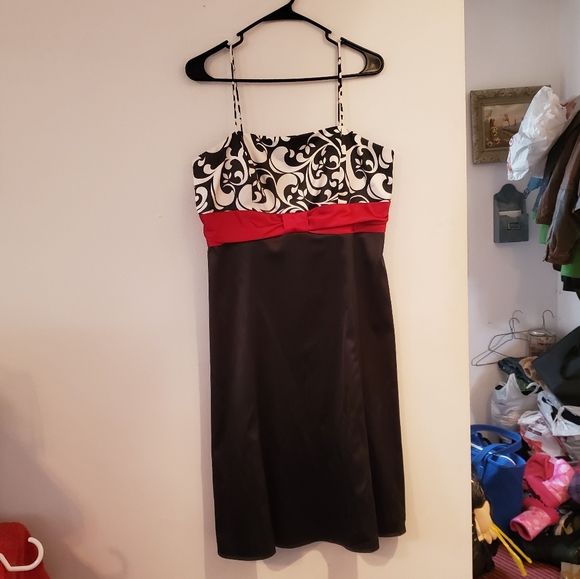 Dressbarn Satin Dress - Picture 1 of 5